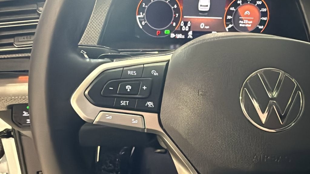 2024 Volkswagen Atlas 2.0T Peak Edition SEL