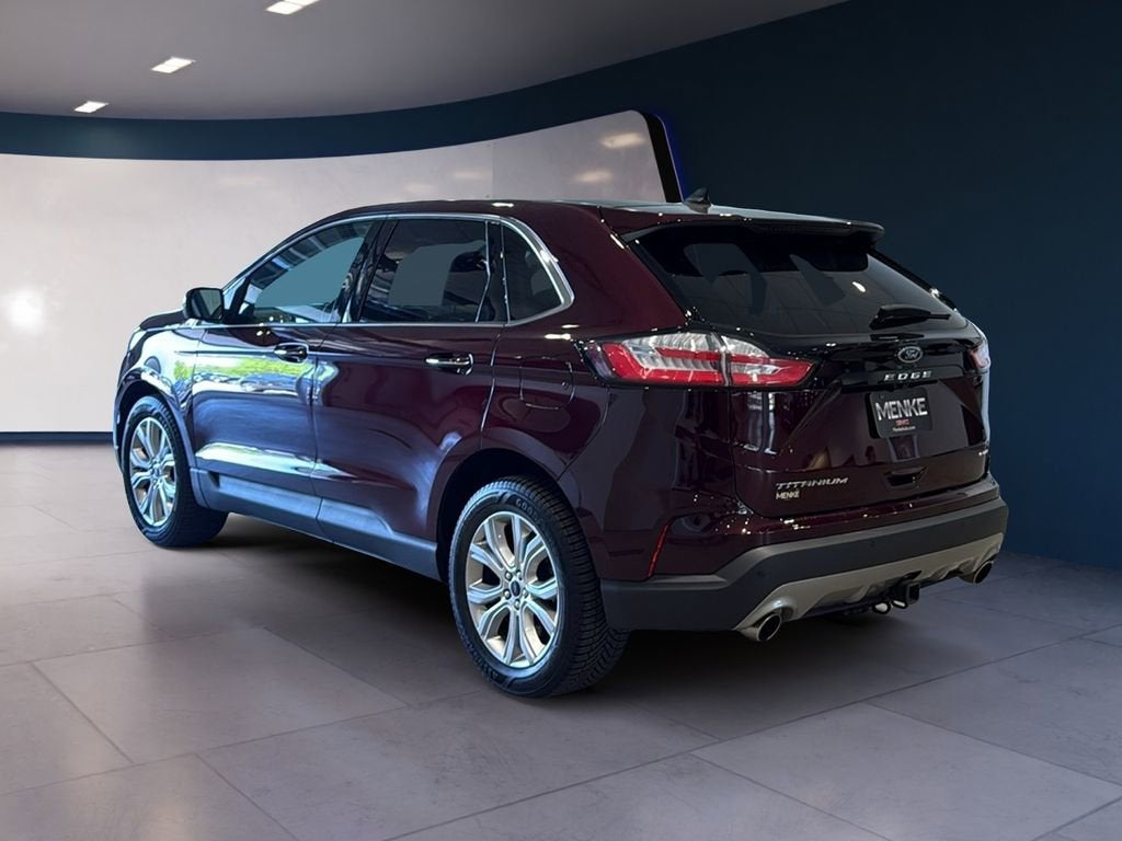 2022 Ford Edge Titanium