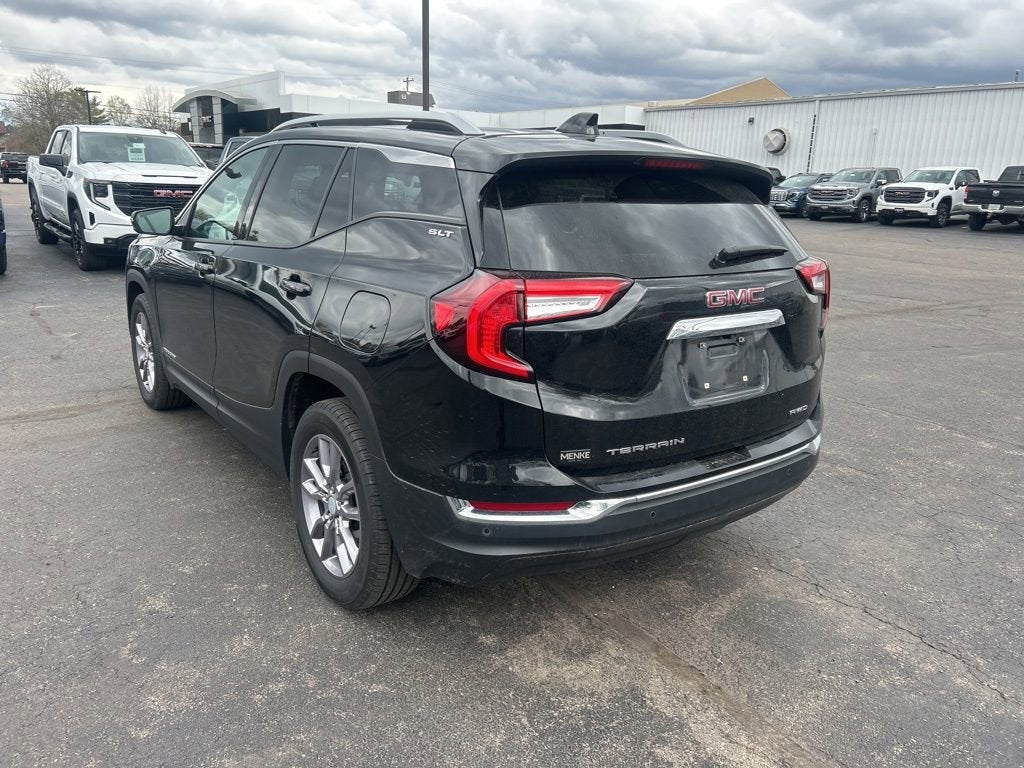 2023 GMC Terrain SLT