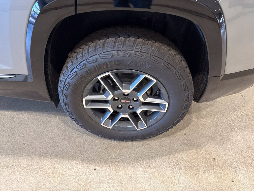 2027 GMC Terrain AT4 - Photo 10
