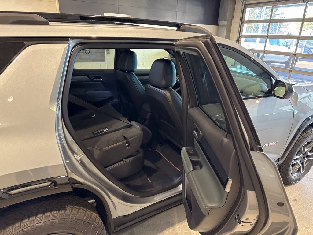 2027 GMC Terrain AT4 - Photo 17