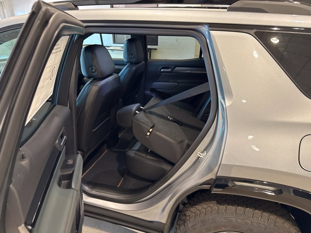 2027 GMC Terrain AT4 - Photo 22