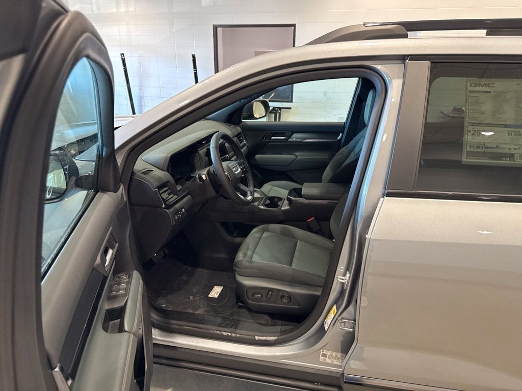2027 GMC Terrain AT4 - Photo 24