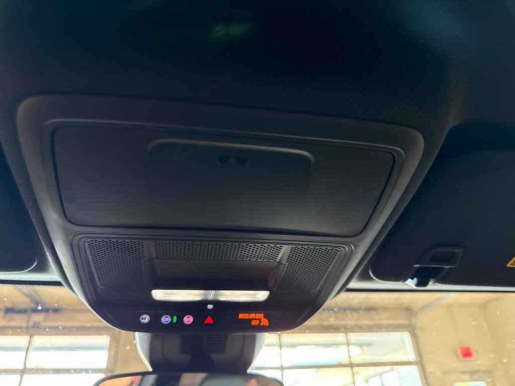 2027 GMC Terrain AT4 - Photo 35