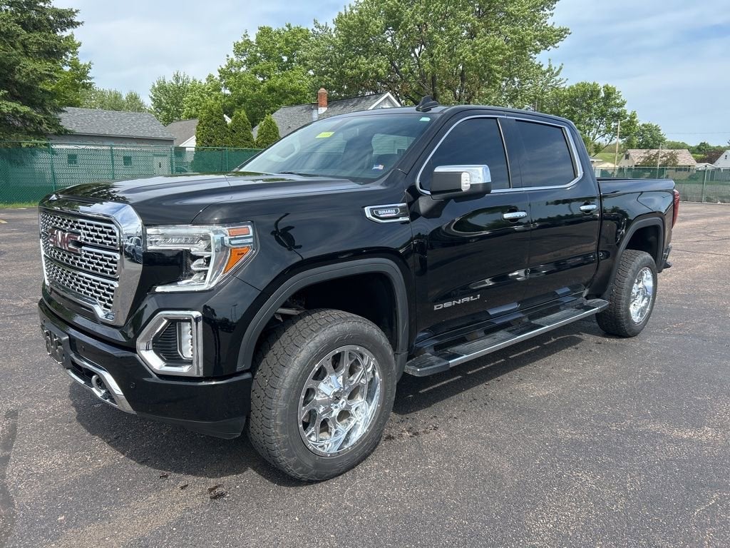 2021 GMC Sierra 4WD Crew Cab Short Box Denali's photo