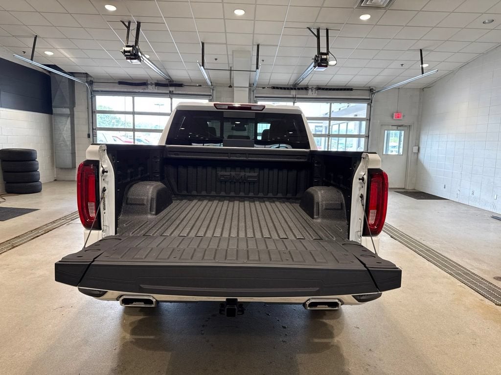 2026 GMC Sierra 1500 SLT - Photo 17