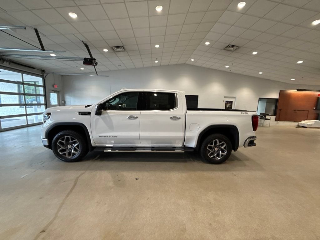 2026 GMC Sierra 1500 SLT - Photo 4