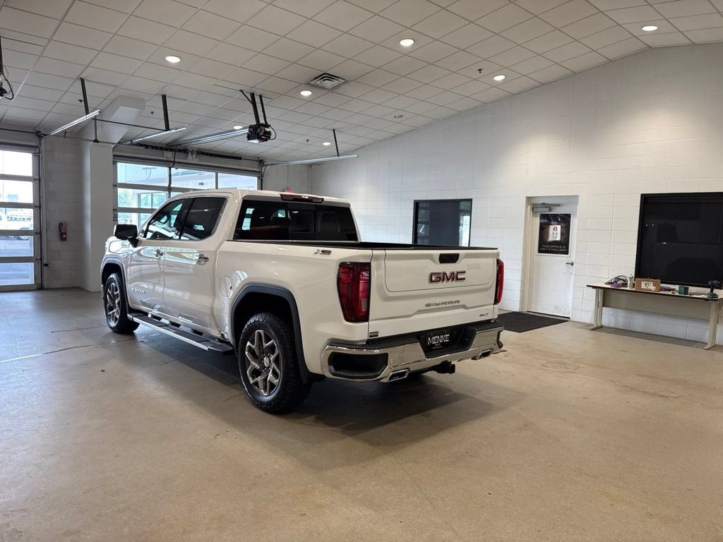 2026 GMC Sierra 1500 SLT - Photo 5