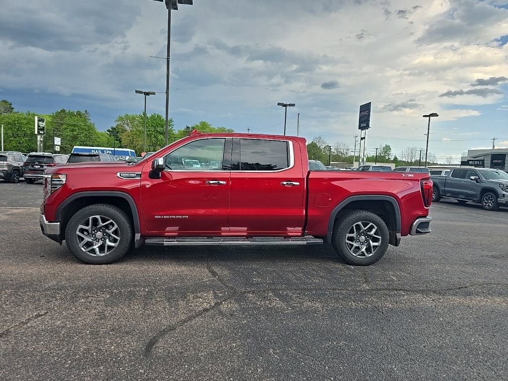 2024 GMC Sierra 1500 SLT