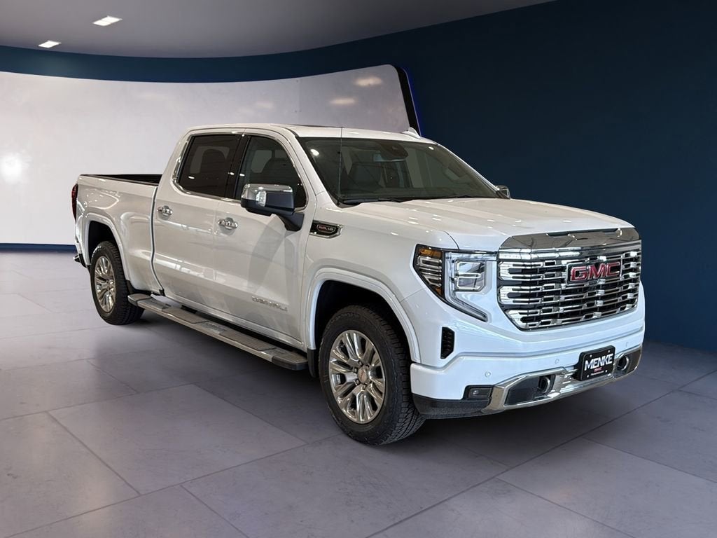 2026 GMC Sierra 4WD Crew Cab Short Box Denali's photo
