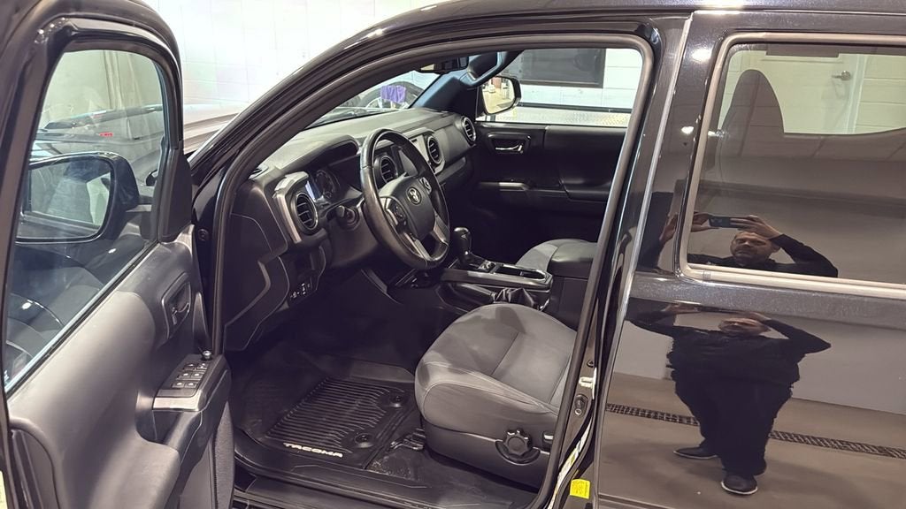 2018 Toyota Tacoma SR