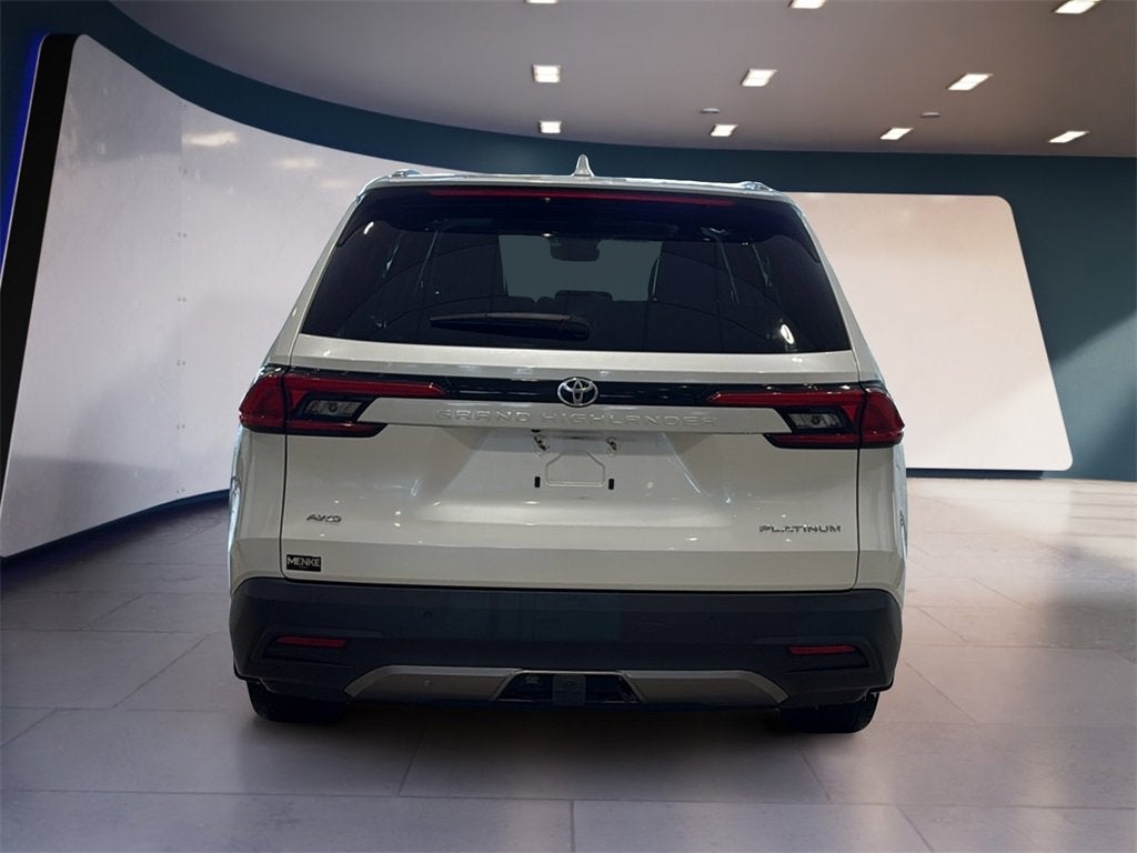 2024 Toyota Grand Highlander XLE