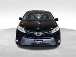 2020 Toyota Sienna XLE