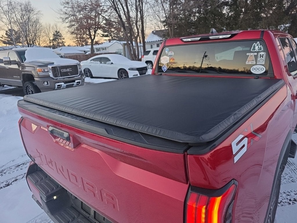 2024 Toyota Tundra 4WD SR5