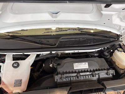 2025 GMC Savana Cutaway 3500 1WT