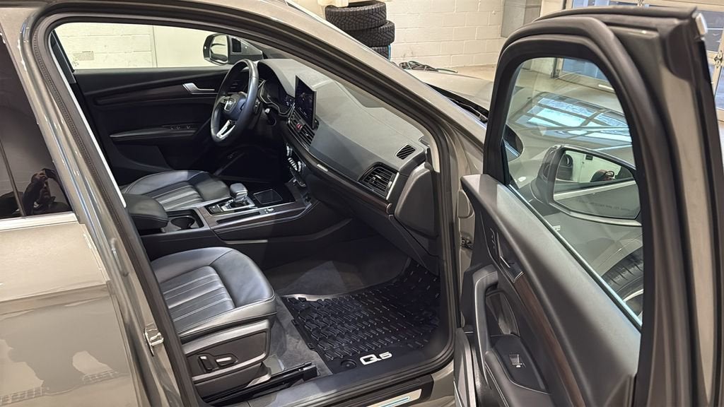 2023 Audi Q5 S line Premium Plus
