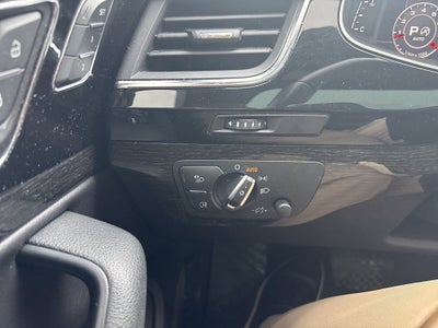 2019 Audi Q7 Premium Plus